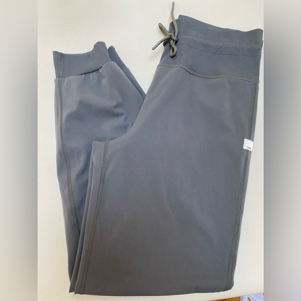 Vuori joggers